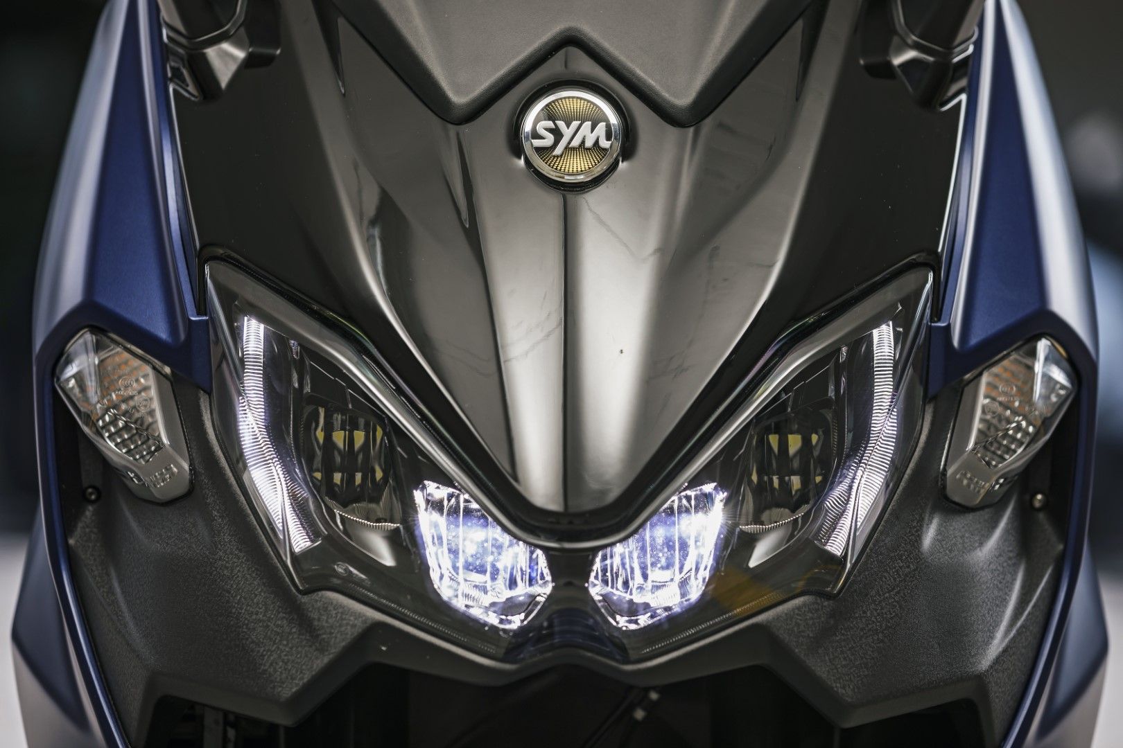 SYM MaxSym TL 2019. Fotos