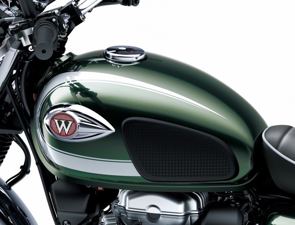 Kawasaki W800 Cafe 2020. Fotos