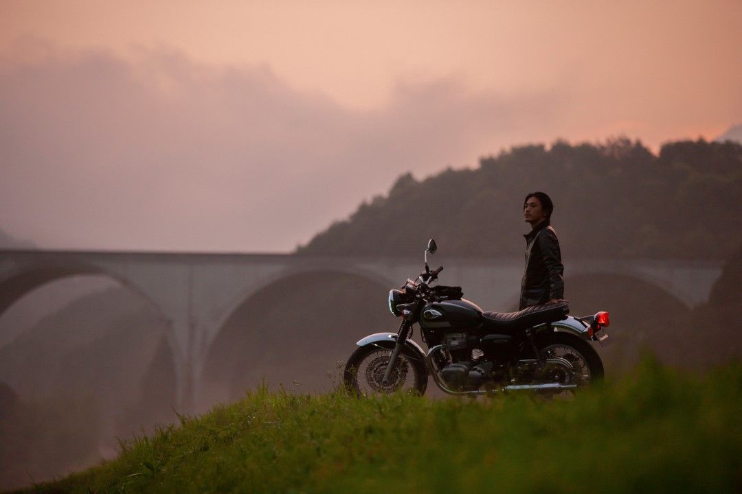 Kawasaki W800 Cafe 2020. Fotos