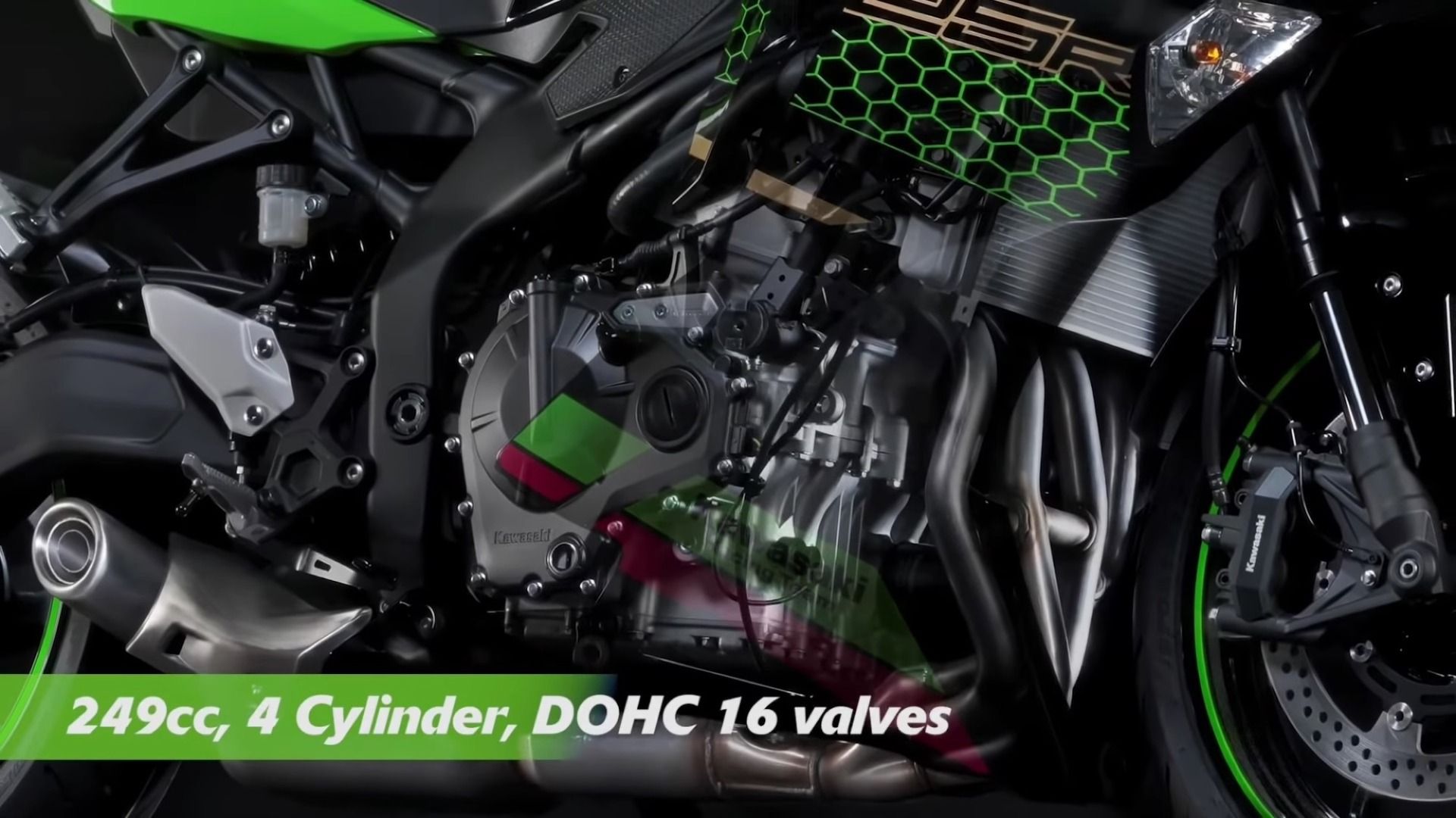 Kawasaki Ninja ZX-25R - fotos de la cuatro cilindros en línea