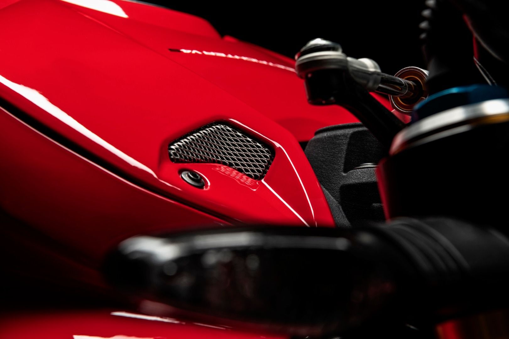 Ducati Streetfighter V4 2020, fotos de la nueva súper naked italiana