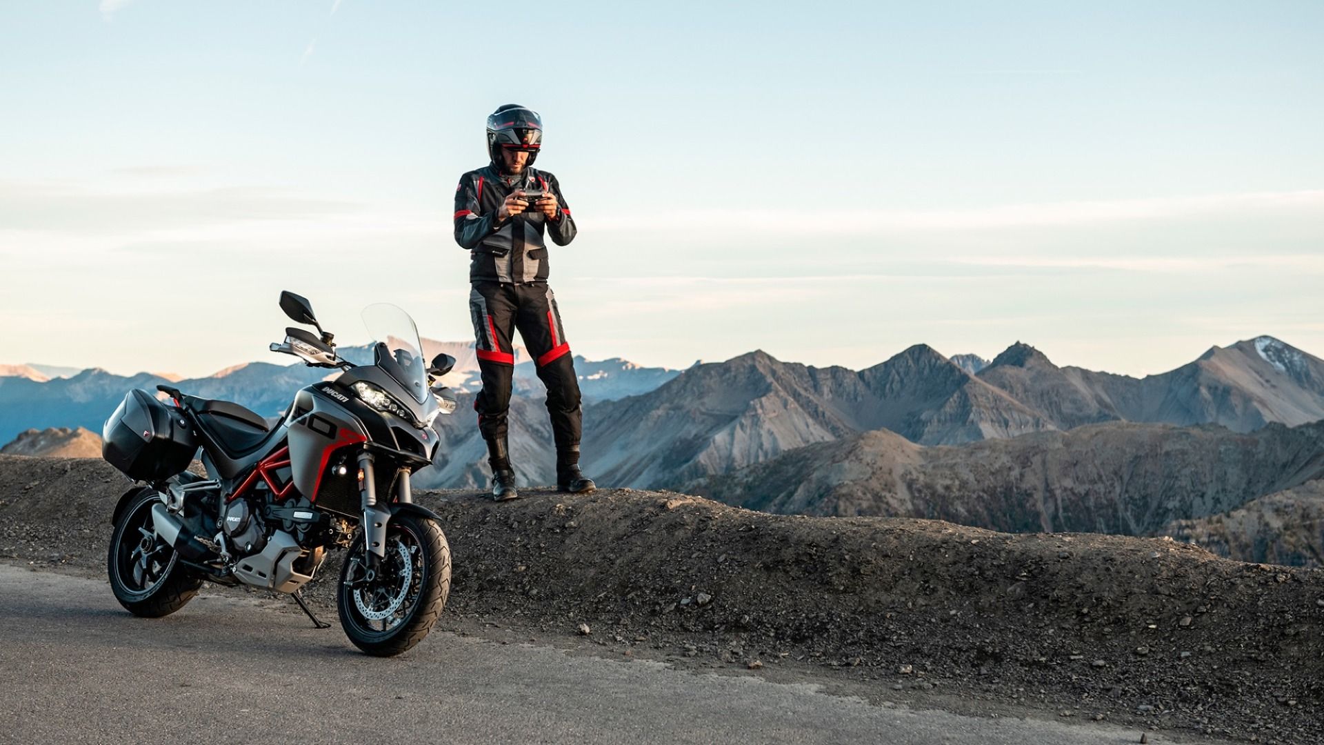 Ducati Multistrada 1260 S Grand Tour, galería de fotos