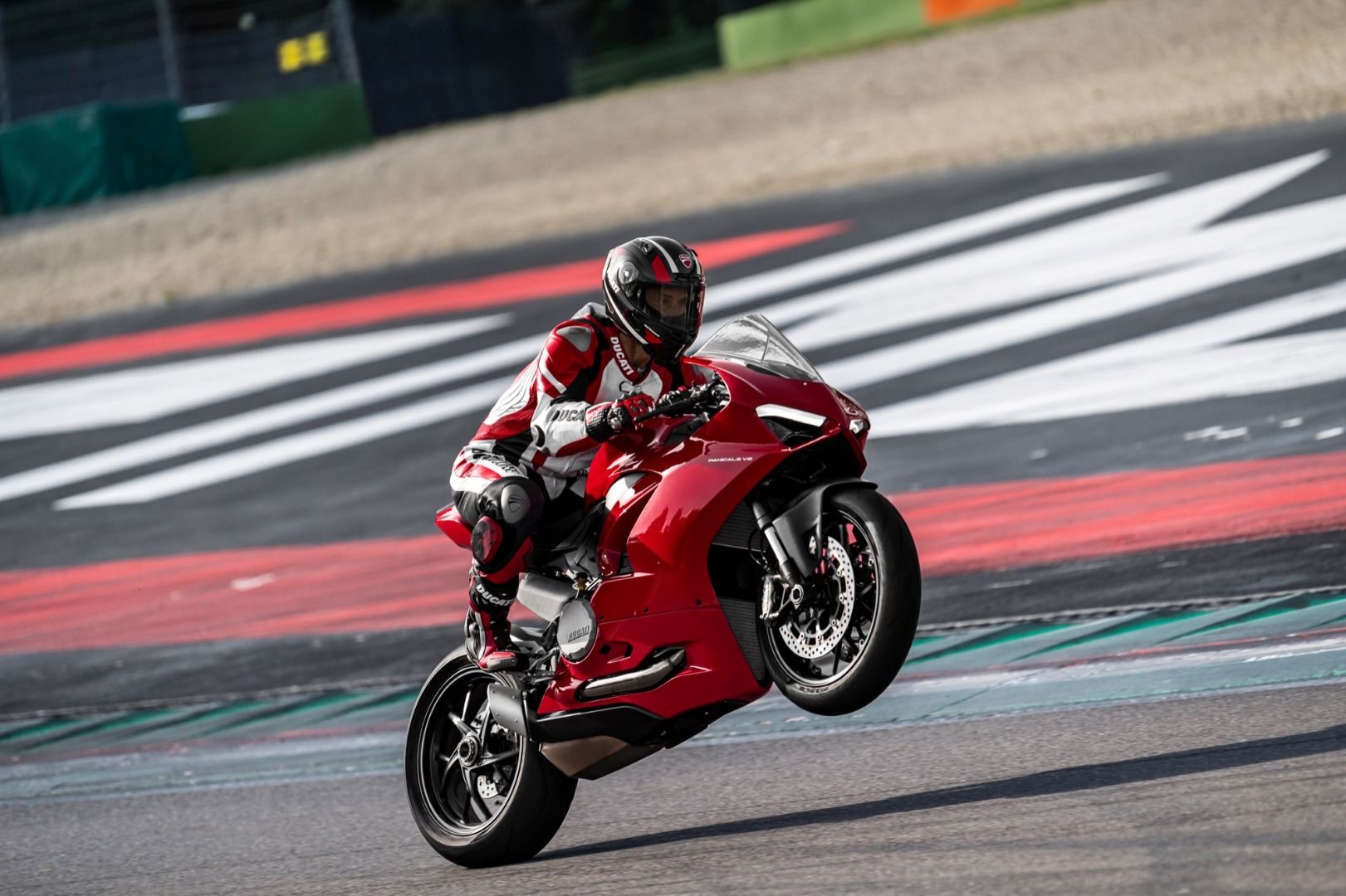Ducati Panigale V2 2020, fotos de la Panigale de dos cilindros