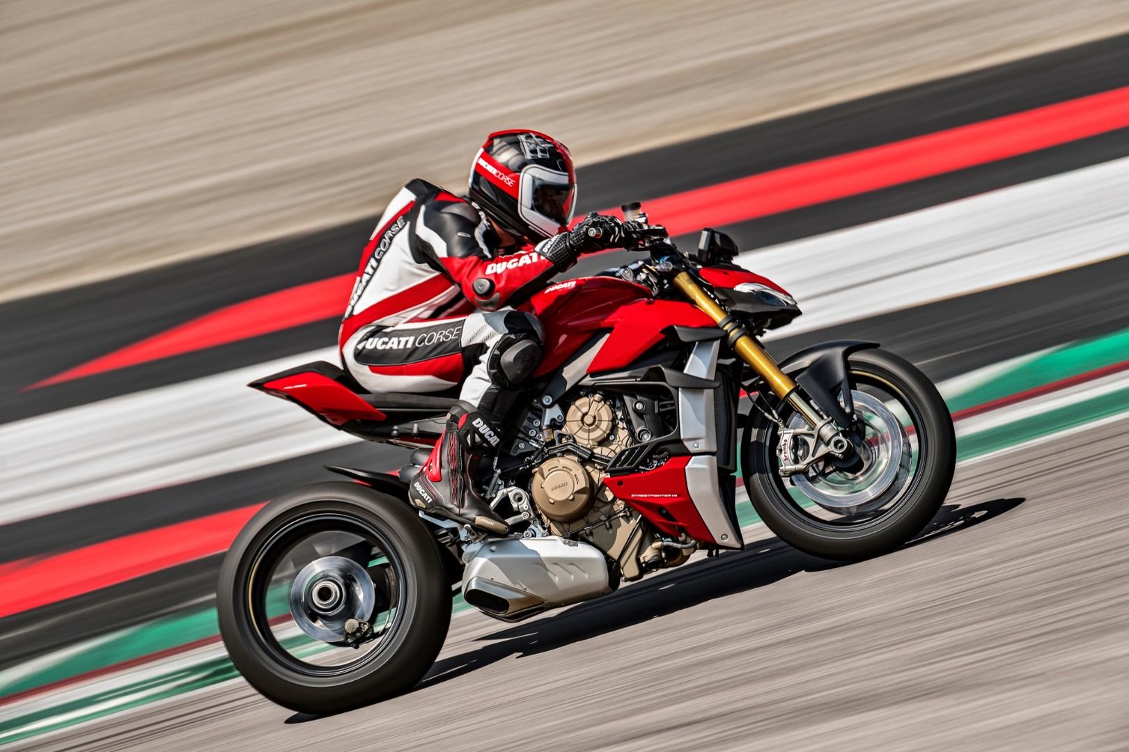 Ducati Streetfighter 2009 vs Ducati Streetfighter V4 2010 | Así ha evolucionado