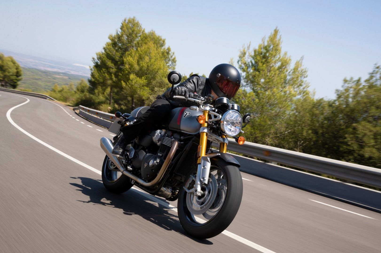 Triumph Thruxton RS 2020, el nuevo emblema del segmento retro británico