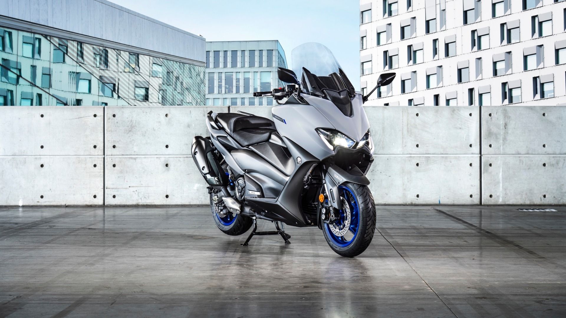 Yamaha TMAX 560 2020 y Tech Max 2020, los nuevos scooters deportivos de Yamaha