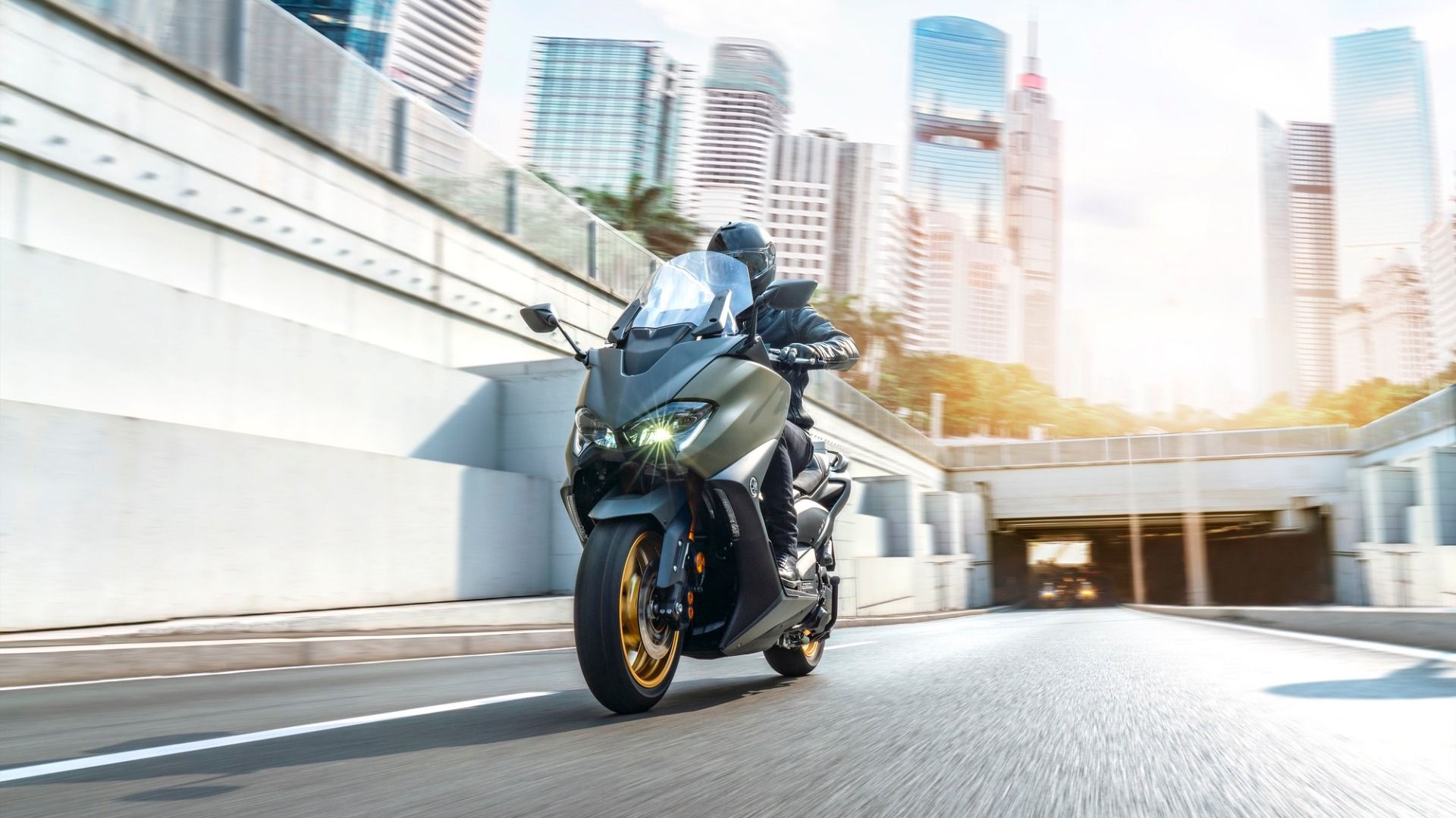 Yamaha TMAX 560 2020 y Tech Max 2020, los nuevos scooters deportivos de Yamaha