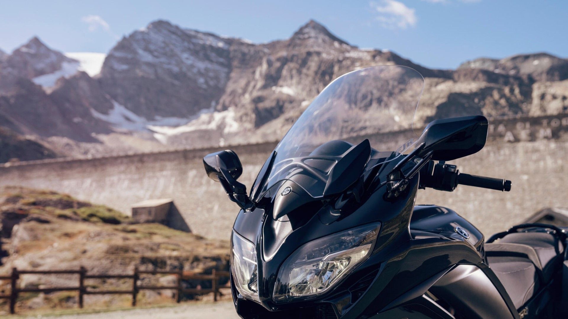 Yamaha FJR1300AE y FJR1300AS Ultimate Edition. Fotos