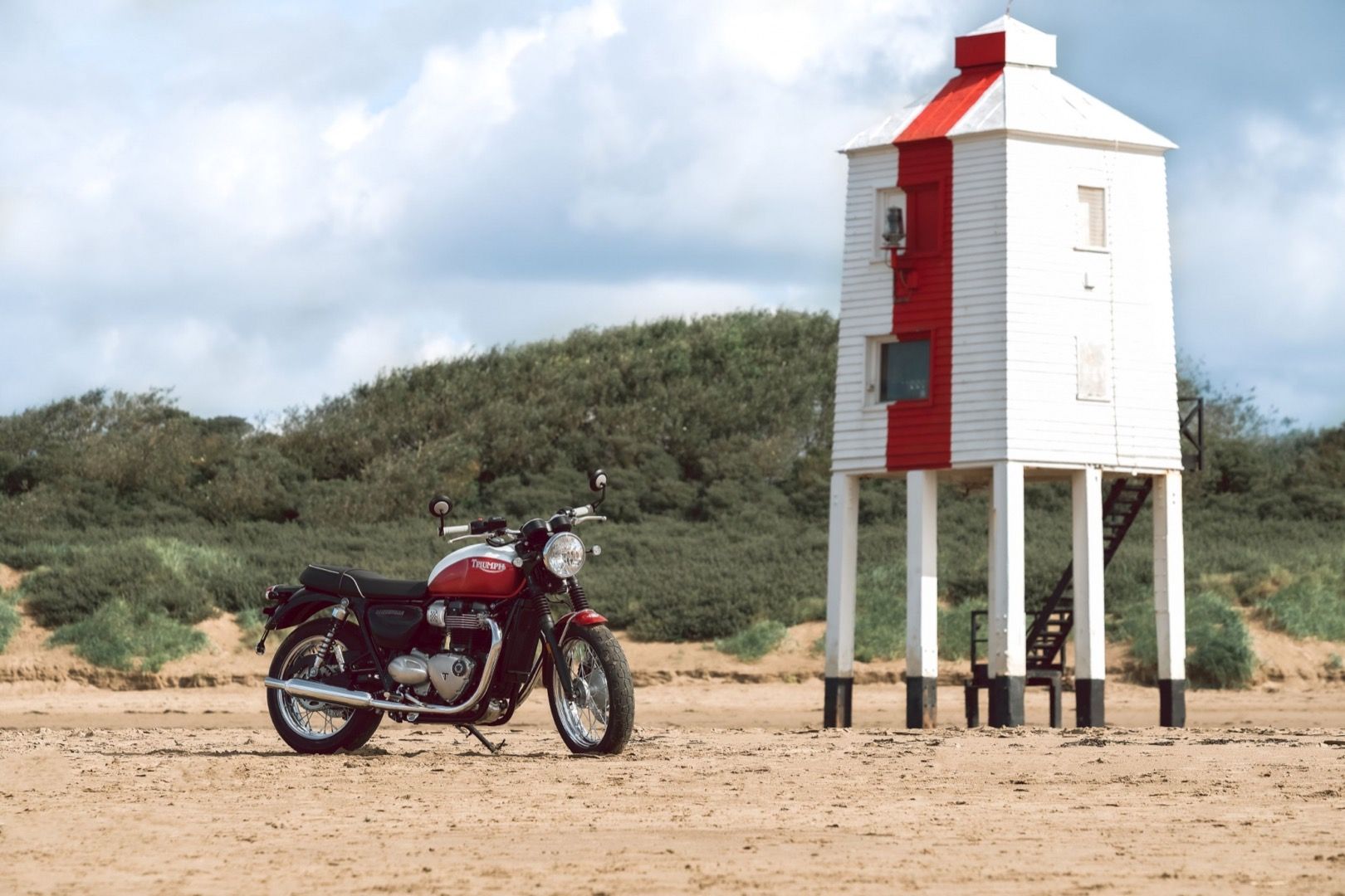 Triumph Bonneville T100 & T120 Bud Ekins