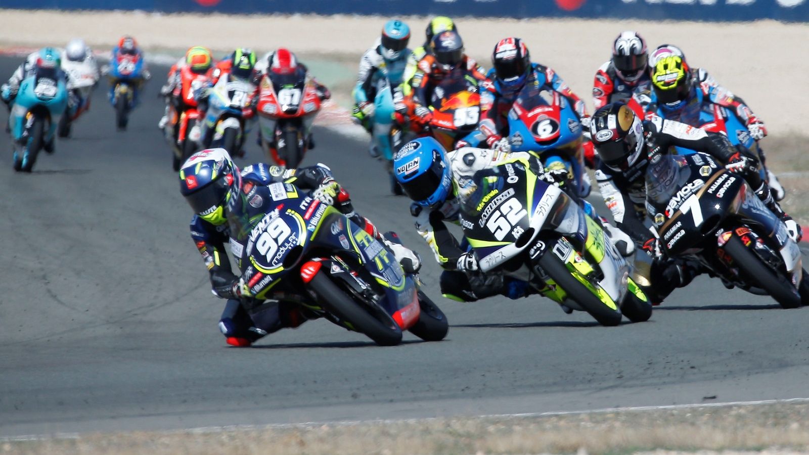 Carlos Tatay y Jeremy Alcoba, los dos candidatos al título mundial junior de Moto3 (Fotos: Repsol).