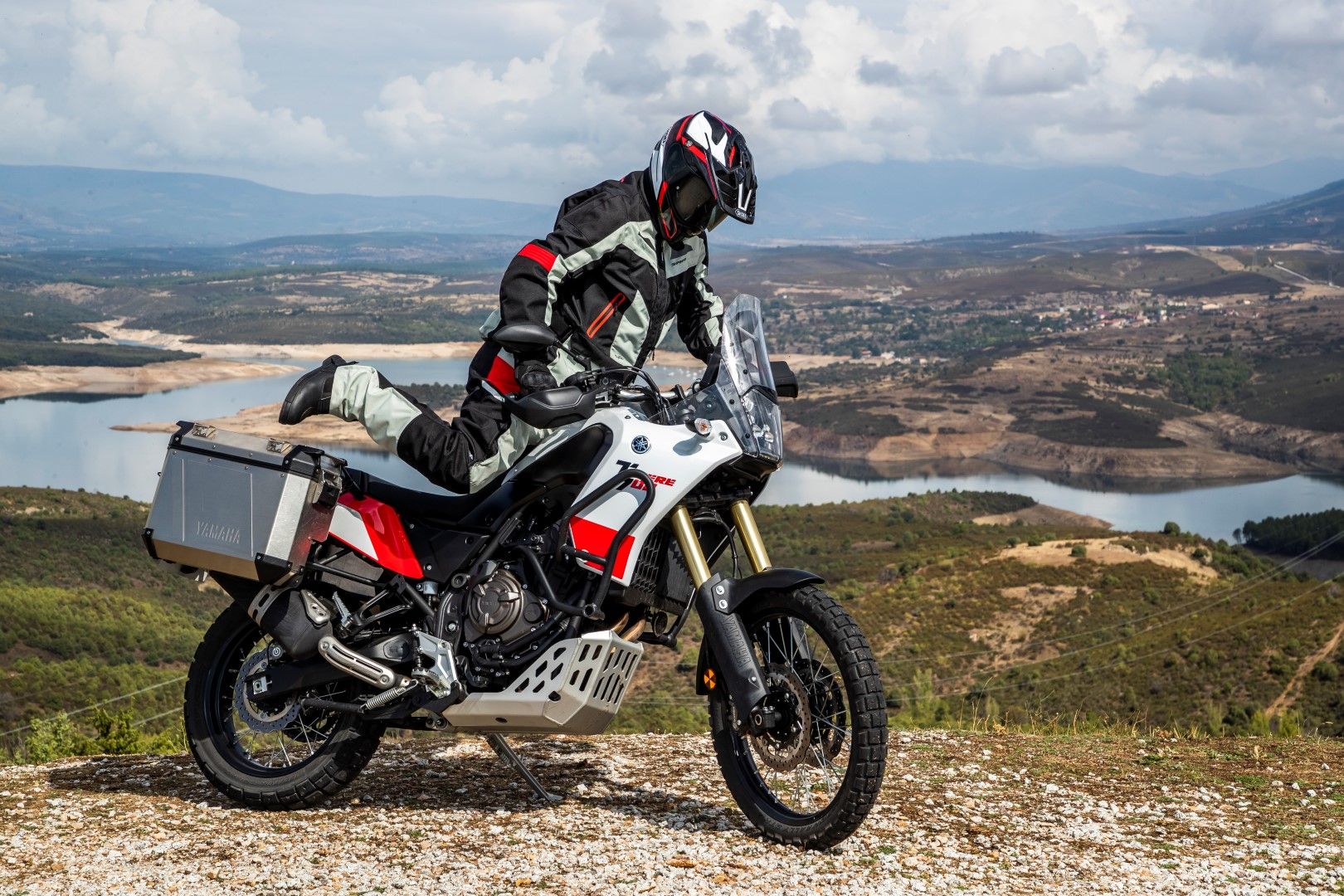 Yamaha Ténéré 700, superprueba, fotos y ficha técnica