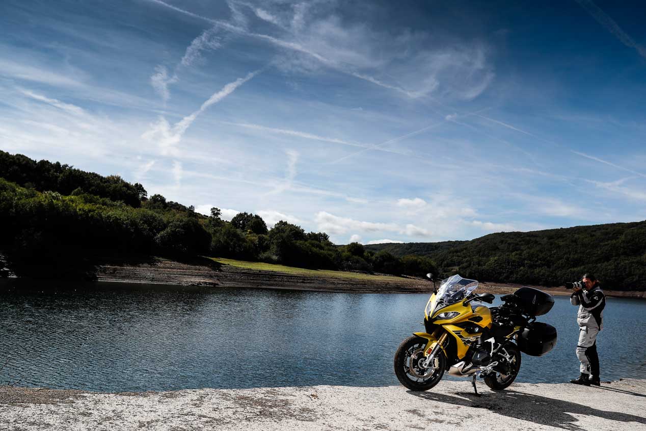 Turismo: Ruta por la Sierra de la Demanda con la BMW R 1250 RS