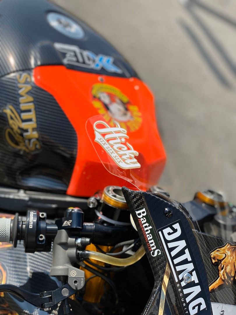 BMW S 1000 RR & Honda RC 213 V-S de Bathams en Macao