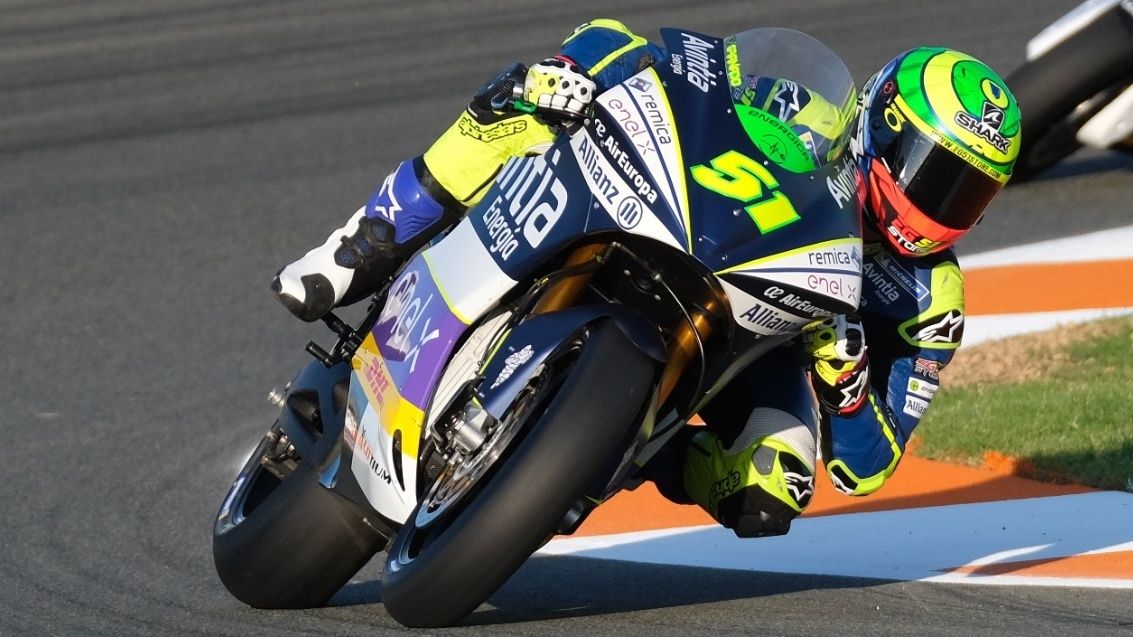 Eric Granado hace la E-Pole en Valencia ante Matteo Ferrari, que busca el título de MotoE