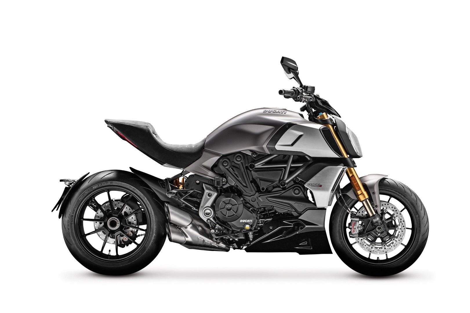 Ducati Diavel 1260 S, superprueba, fotos y ficha técnica