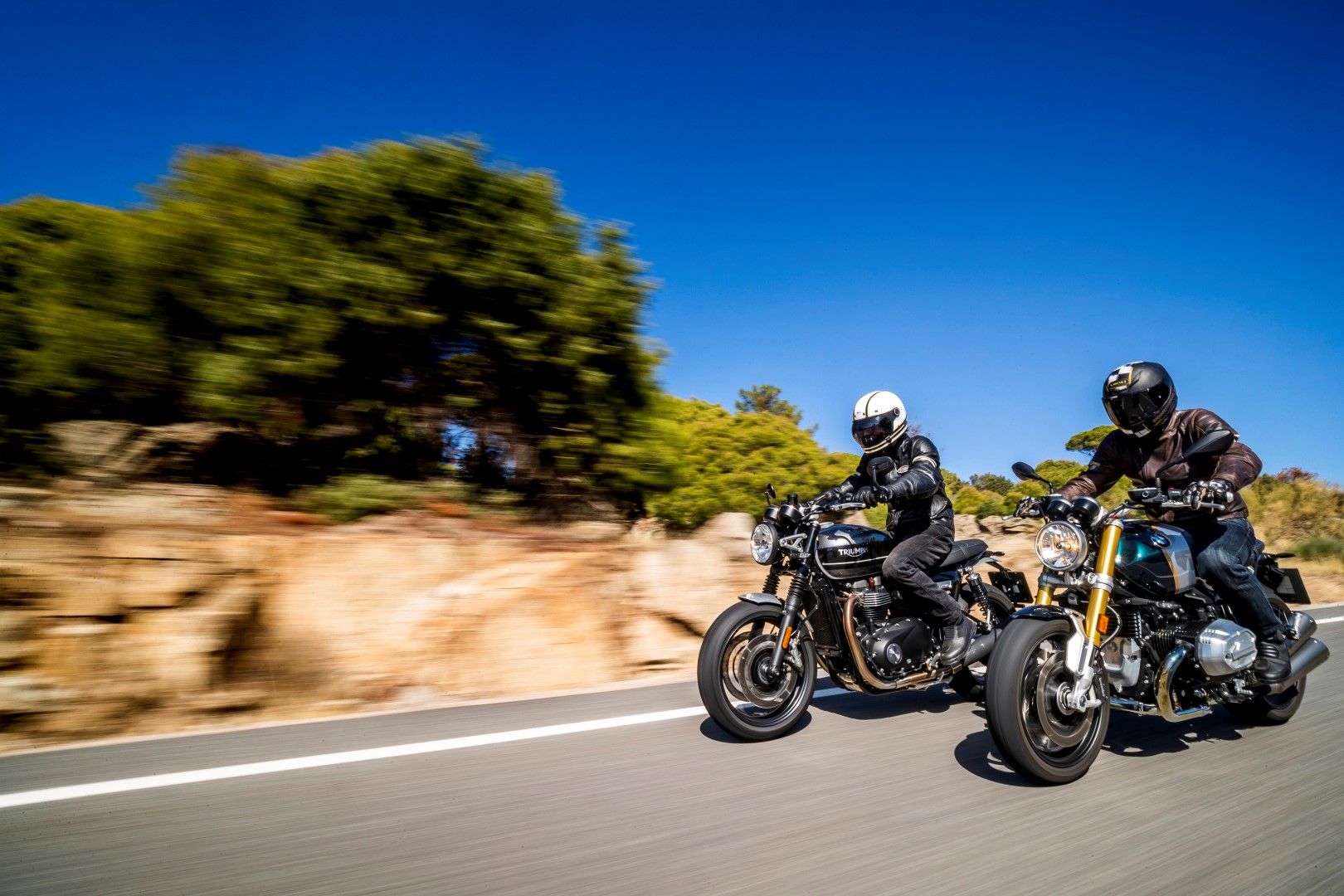 Comparativa BMW R nineT vs Triumph Speed Twin