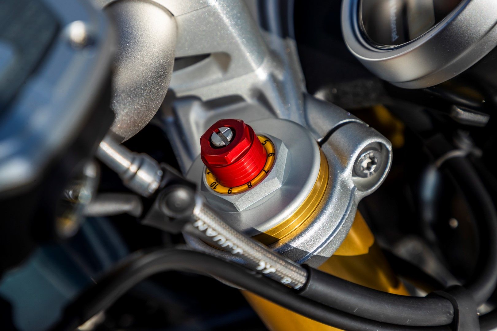 Comparativa BMW R nineT vs Triumph Speed Twin