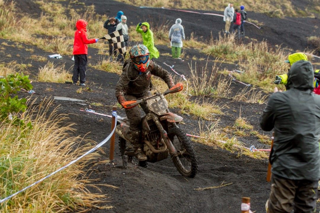 Miyake Island Enduro Race 2019: el volcán del enduro
