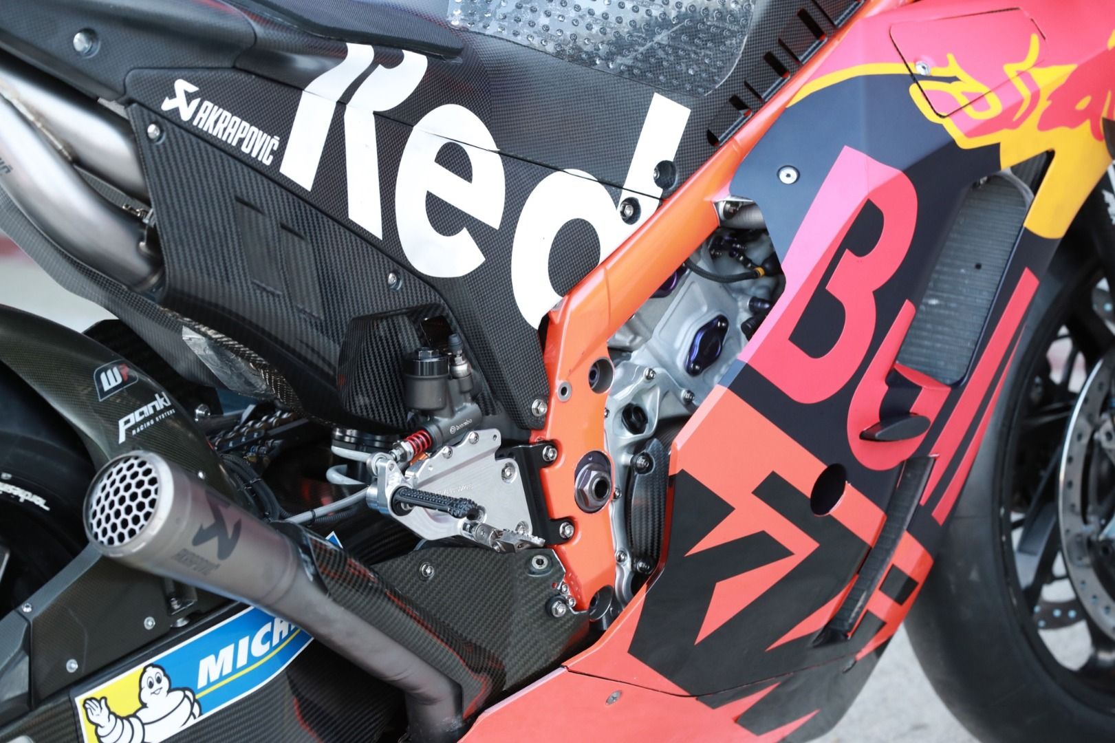 KTM RC16 2020 - 80% tubular, 20% viga 