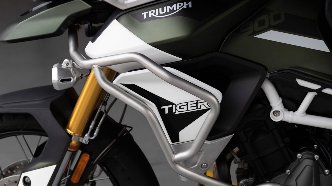 Triumph Tiger 900 fotos
