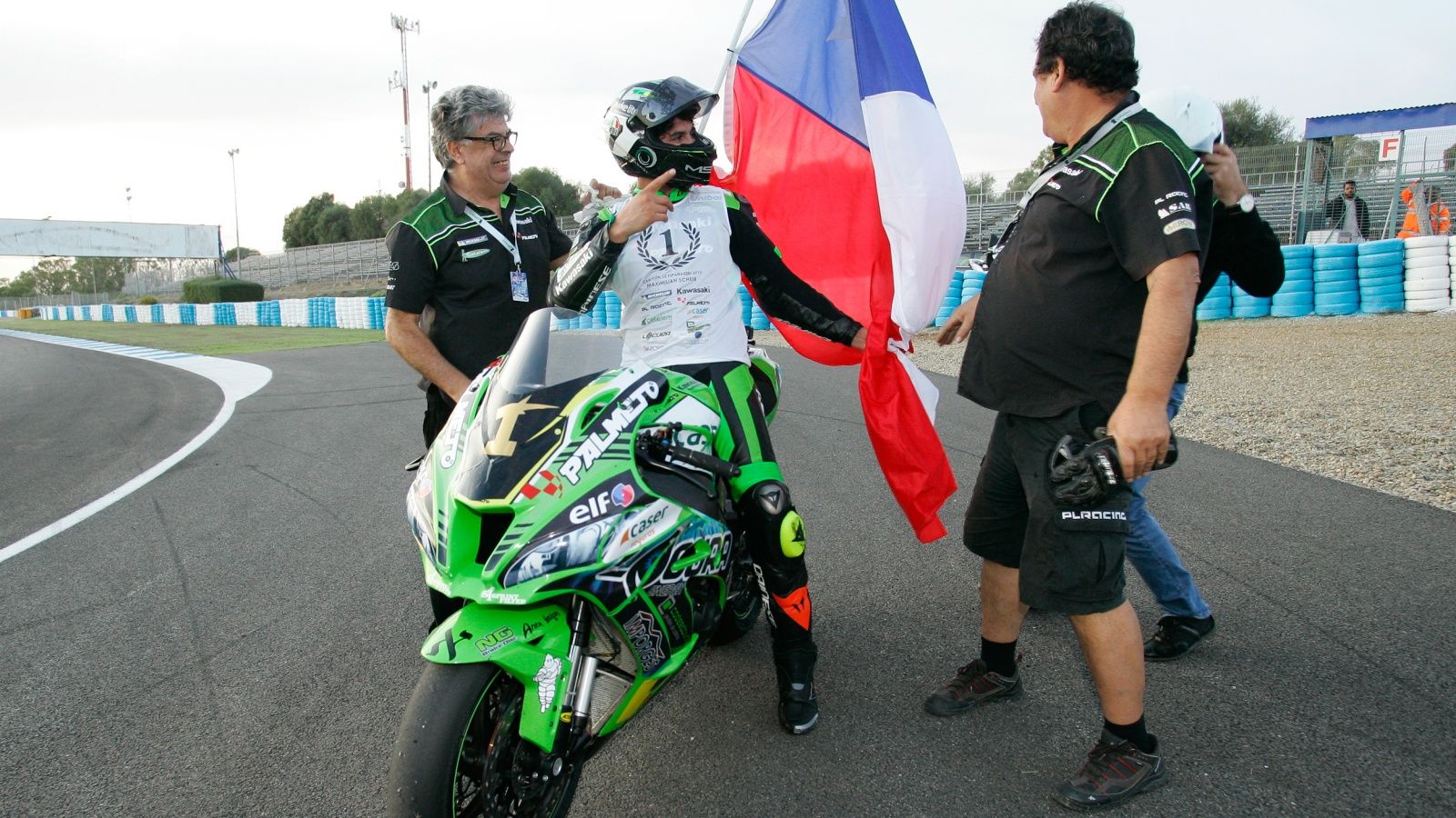 Maxi Scheib festeja el título del ESBK 2019 (Fotos: Palmeto / Gold & Goose).