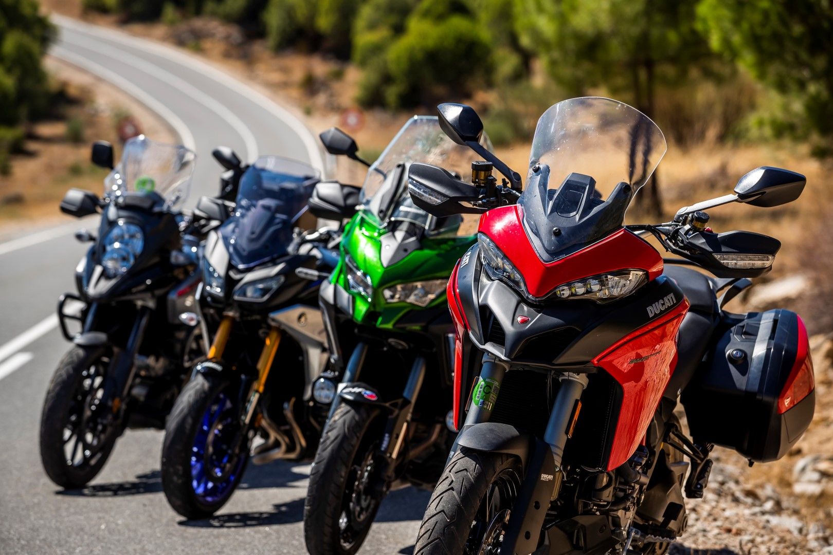 Comparativa sport turismo: Ducati Multistrada 950 S, Kawasaki Versys 1000, Suzuki DL1000 V-STROM y Yamaha Tracer 900 GT
