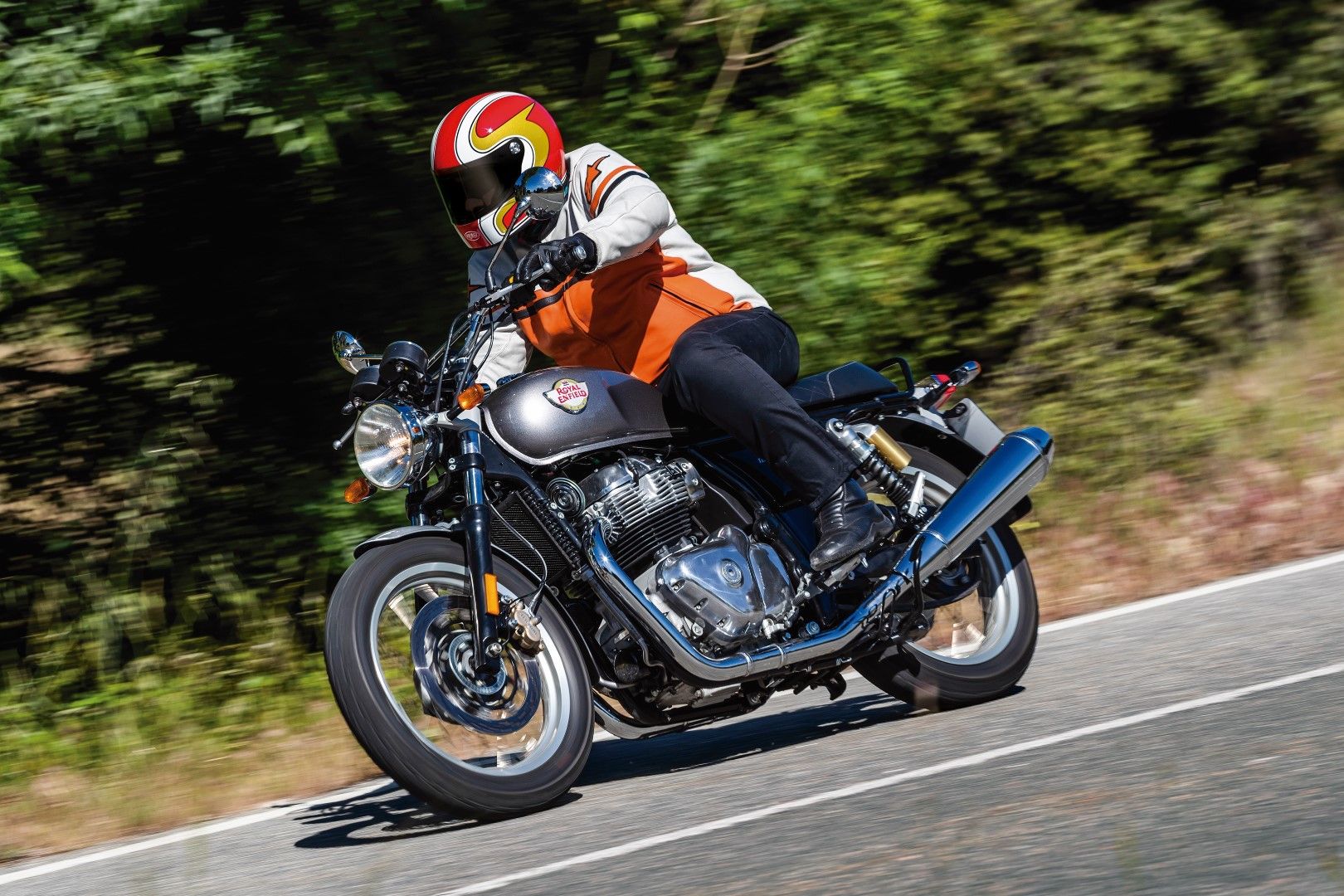 Un mes con la Royal Enfield Interceptor
