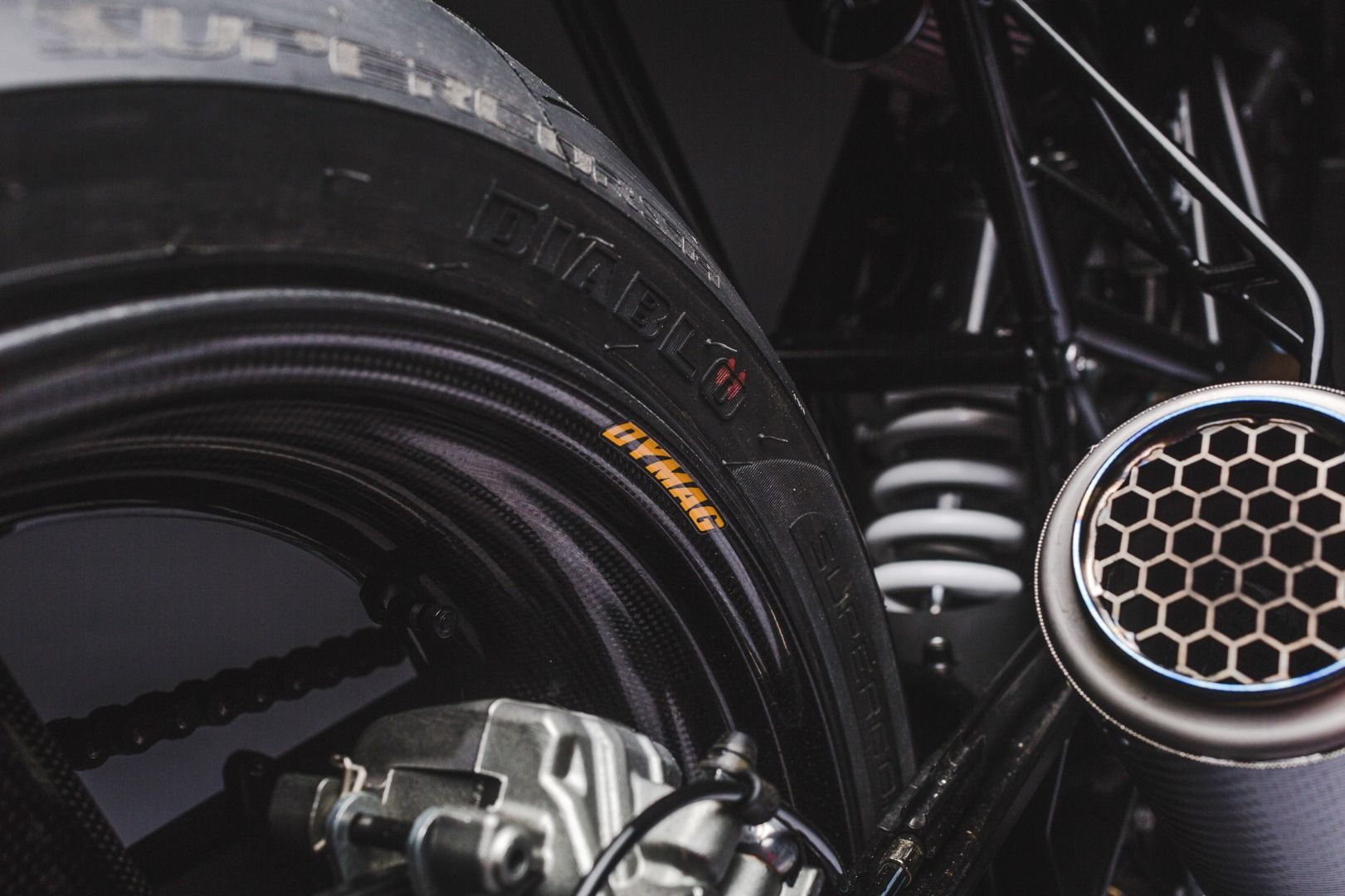 Husqvarna Vitpilen 701 "Apex 2.0" de Charles Leclerc