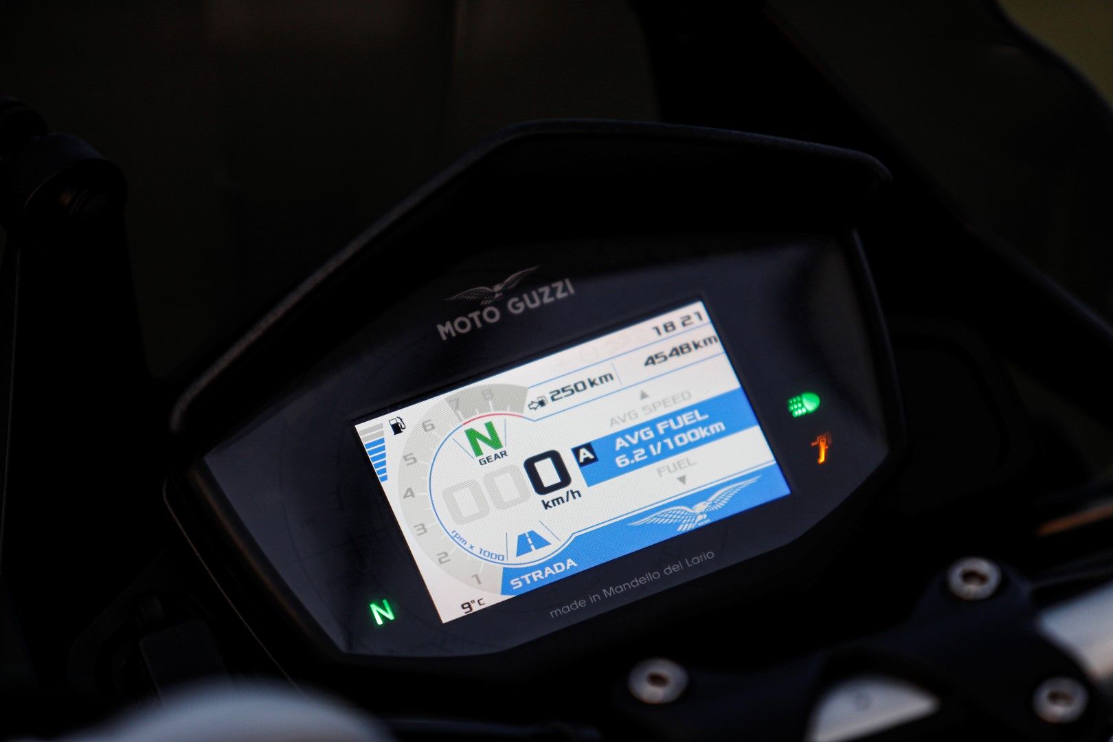 Turismo: Ruta por La Mancha con la Moto Guzzi V85 TT