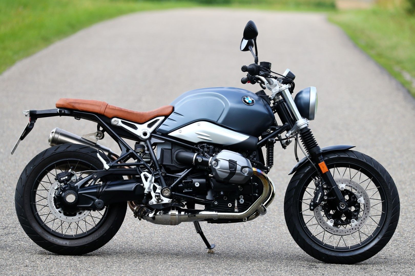 Comparativa BMW R nineT Scrambler vs Scrambler Ducati 1100 Sport vs  Indian FTR 1200 S Race Replica