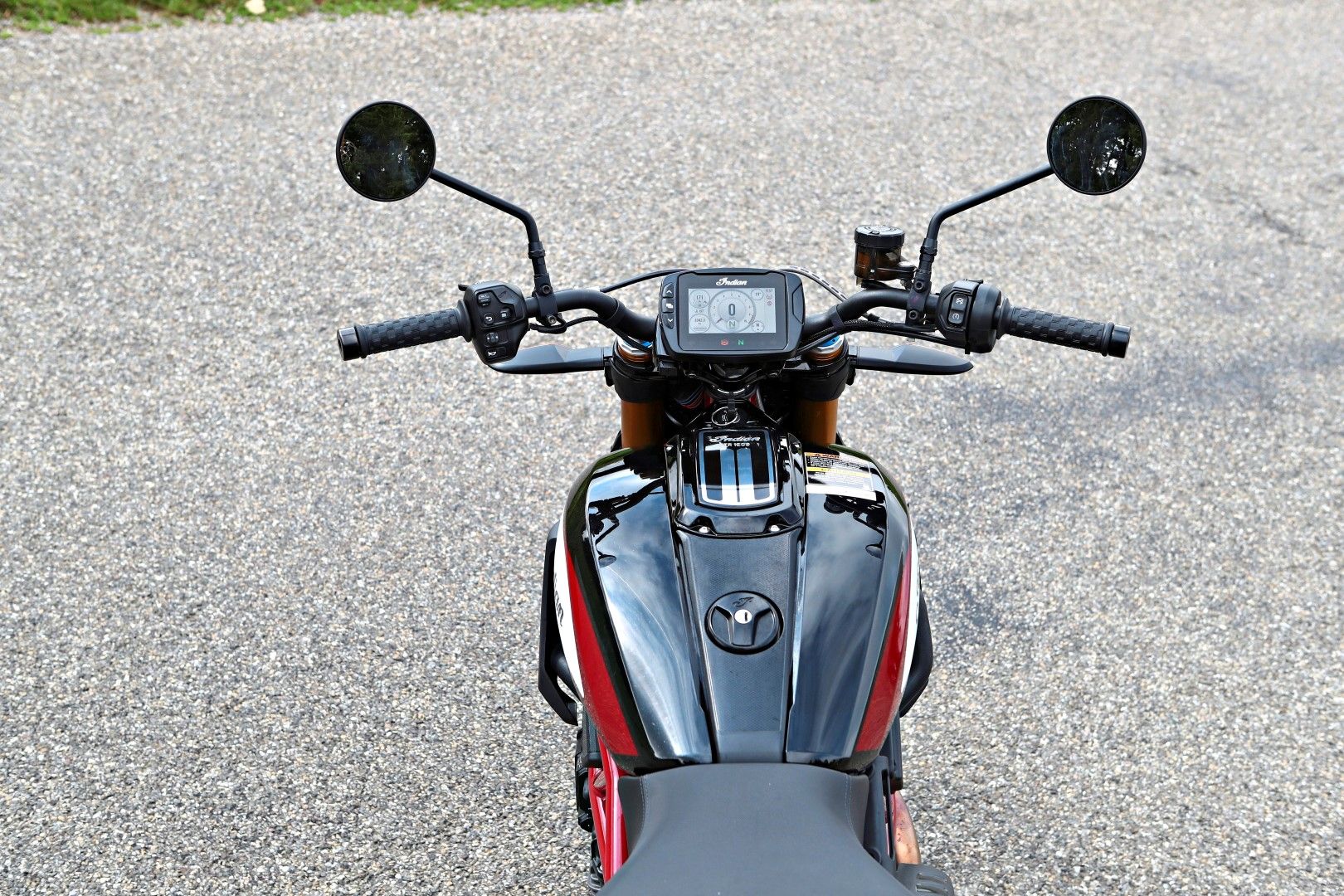 Comparativa BMW R nineT Scrambler vs Scrambler Ducati 1100 Sport vs  Indian FTR 1200 S Race Replica