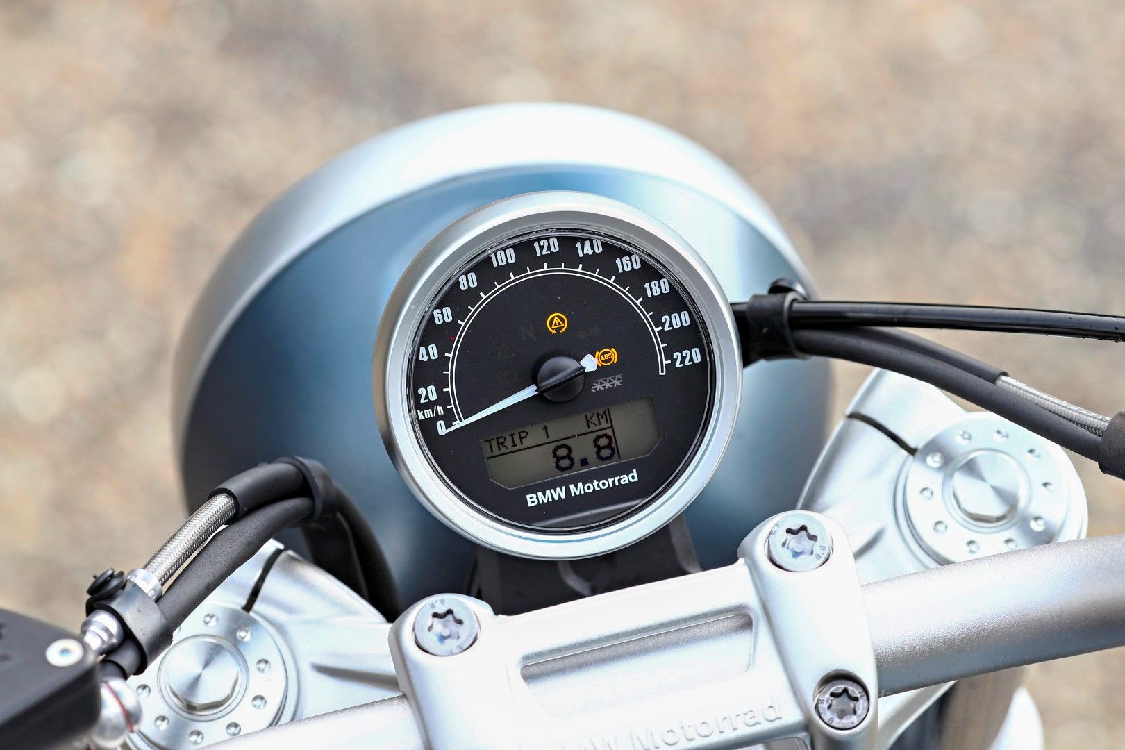 Comparativa BMW R nineT Scrambler vs Scrambler Ducati 1100 Sport vs  Indian FTR 1200 S Race Replica