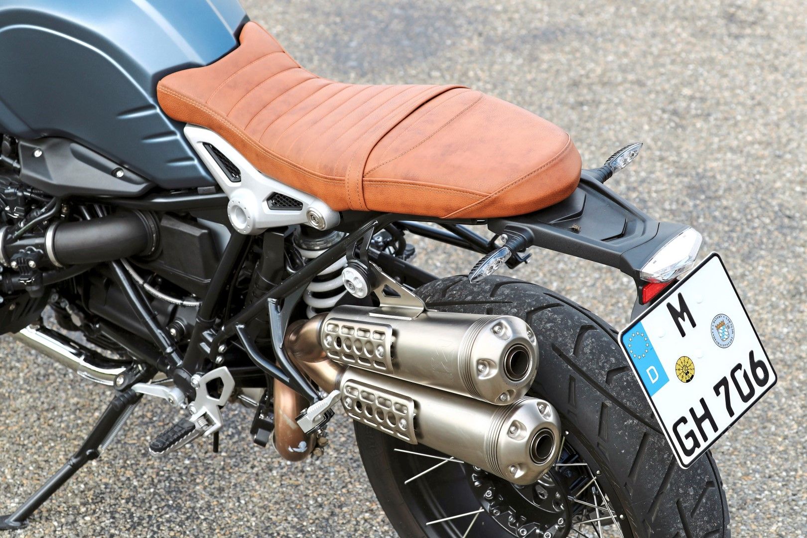 Comparativa BMW R nineT Scrambler vs Scrambler Ducati 1100 Sport vs  Indian FTR 1200 S Race Replica