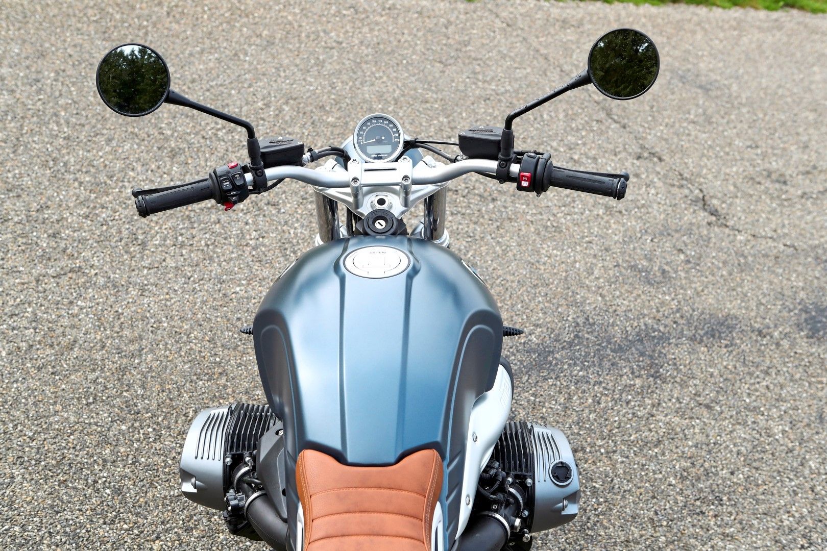 Comparativa BMW R nineT Scrambler vs Scrambler Ducati 1100 Sport vs  Indian FTR 1200 S Race Replica