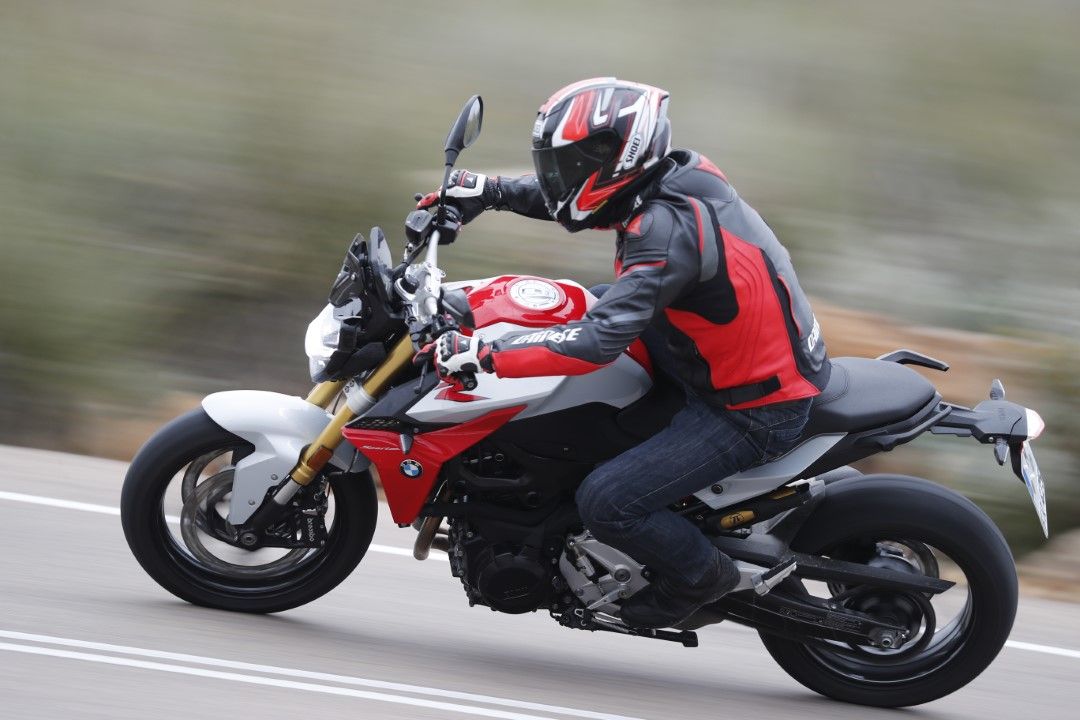 BMW F 900 R y F 900 XR 2020