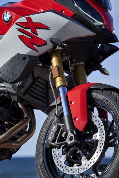 BMW F 900 R y F 900 XR 2020