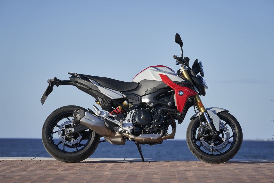 BMW F 900 R y F 900 XR 2020