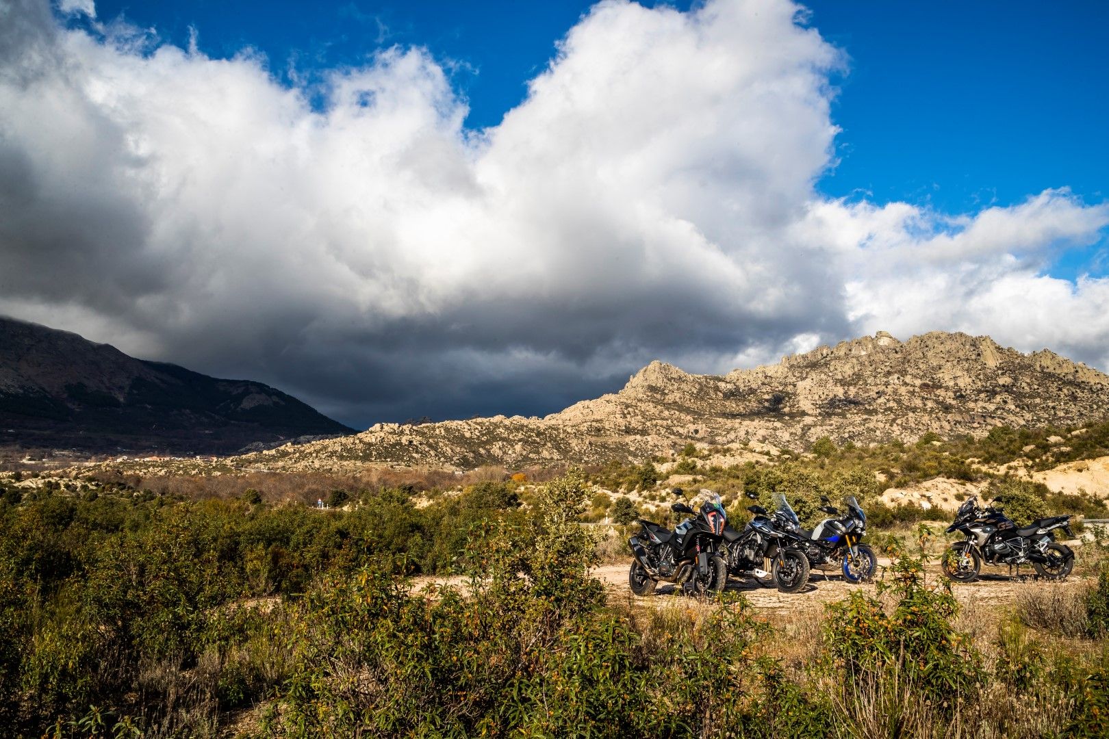 Comparativa maxi trail: BMW R 1250 GS, KTM 1280 Super Adventure S, Triumph Tiger 1200 XCA, Yamaha XT1200ZE Super Ténéré