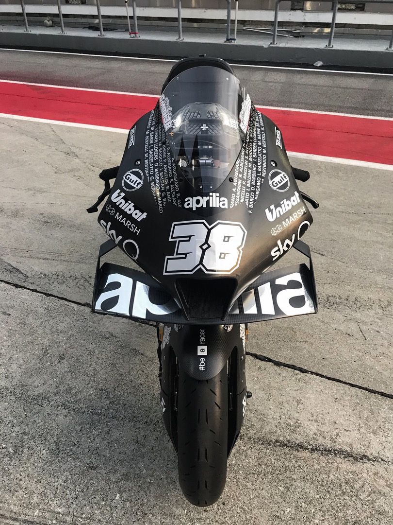 Aprilia RS-GP 2020, frontal protagonizado por la aerodinámica