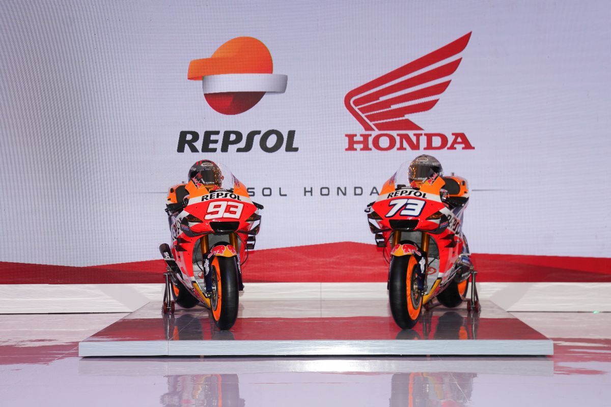 Repsol Honda MotoGP 2020 - Marc Márquez & Álex Márquez