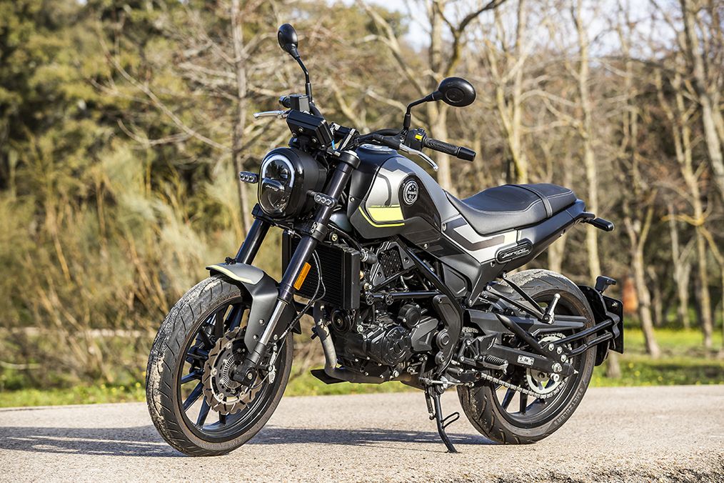 Benelli Leoncino 250