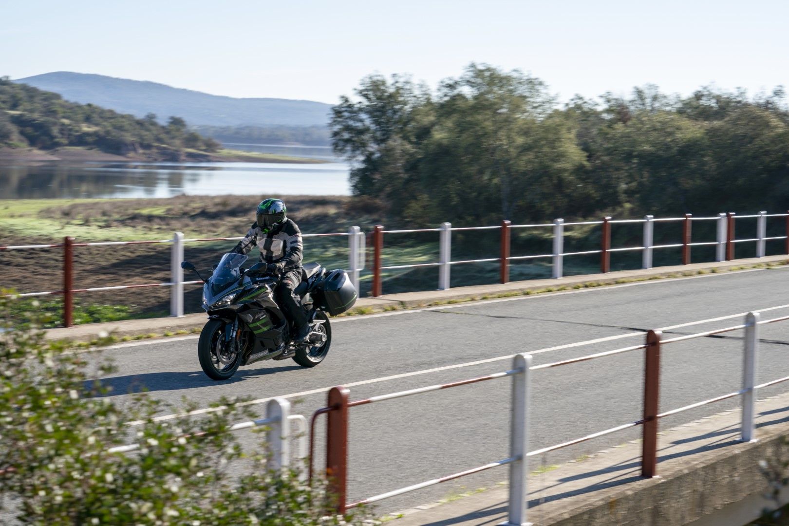 Kawasaki Ninja 1000SX 2020. Fotos