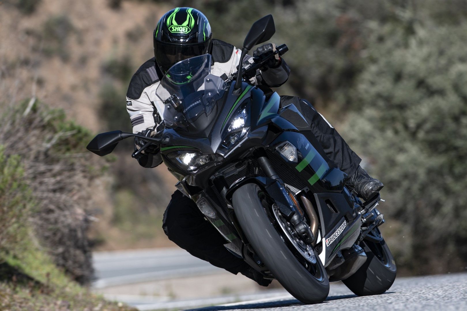 Kawasaki Ninja 1000SX 2020. Fotos