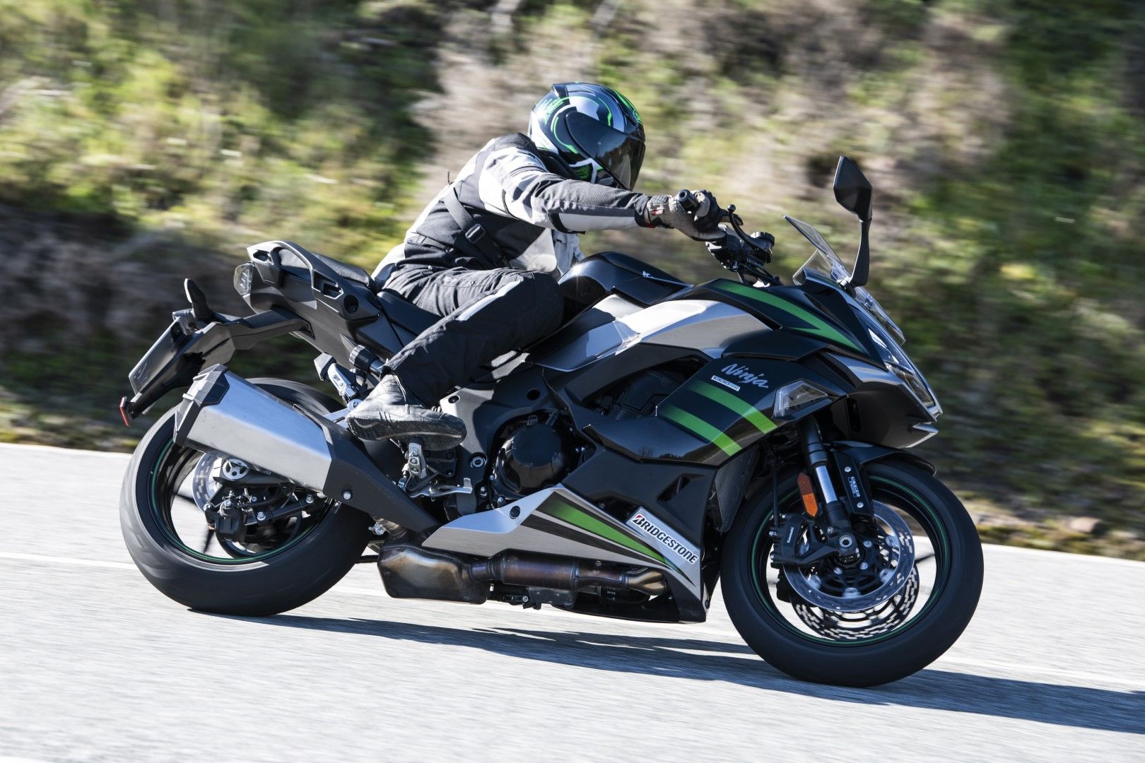 Kawasaki Ninja 1000SX 2020. Fotos