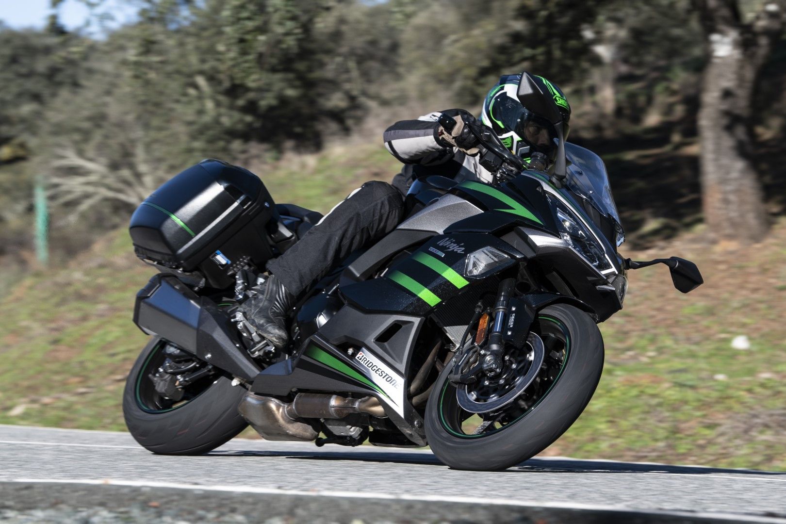 Kawasaki Ninja 1000SX 2020. Fotos
