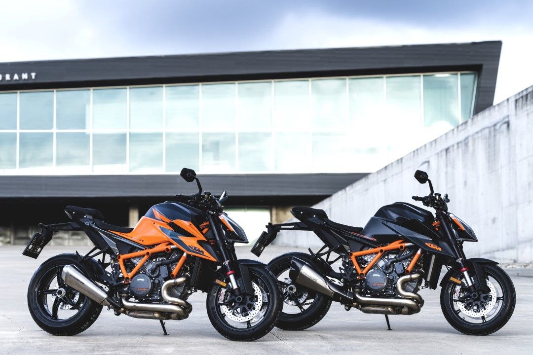 KTM 1290 Super Duke R 2020