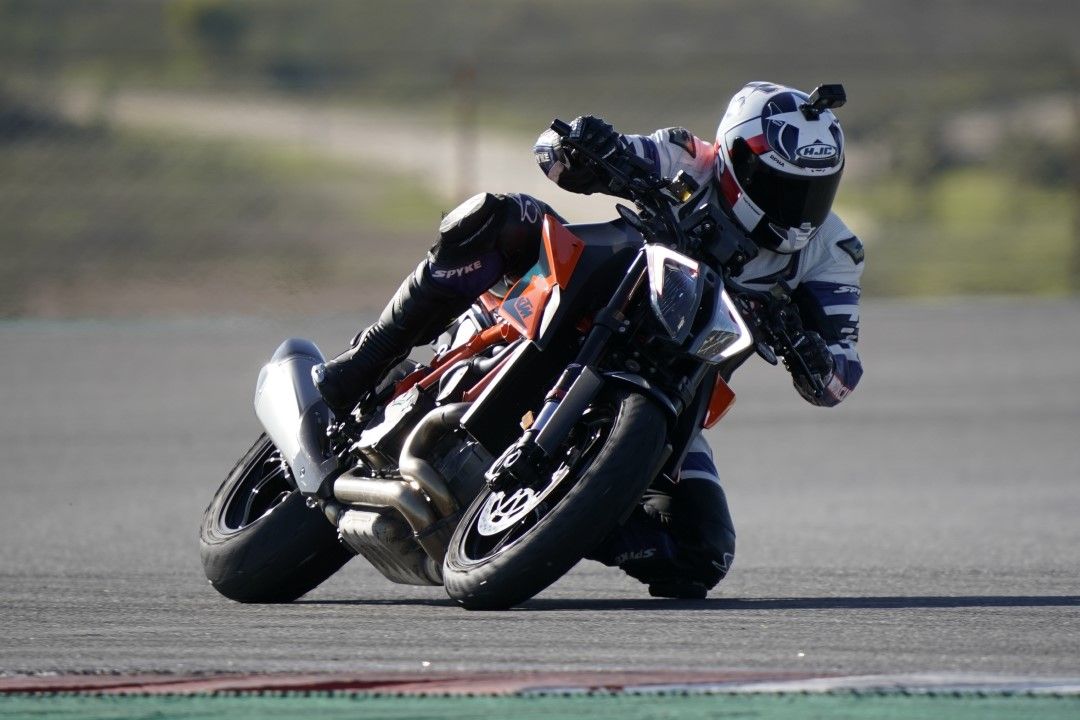 KTM 1290 Super Duke R 2020