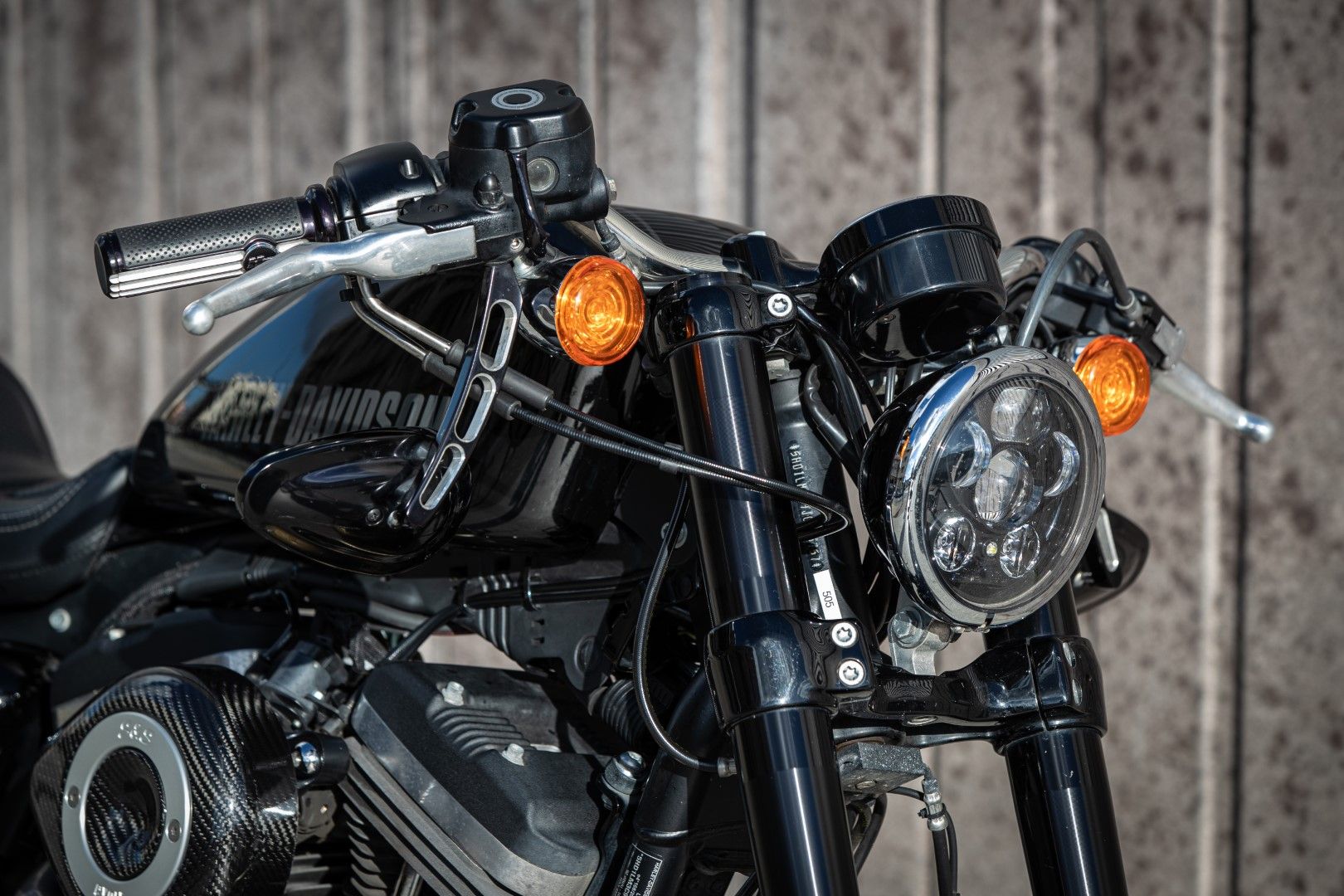 Harley-Davidson Triple S. Fotos