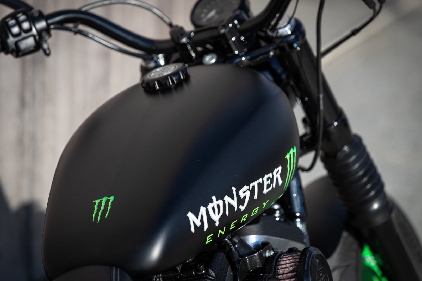 Harley-Davidson Triple S. Fotos