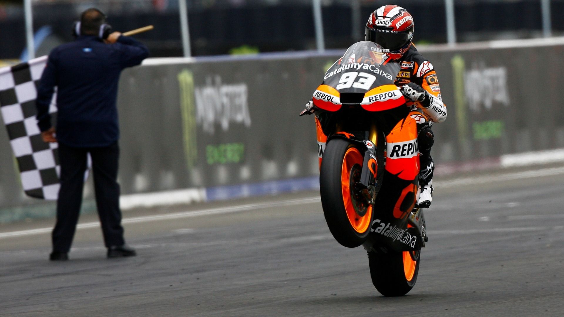 Marc Márquez: 2011 – Inicio difícil en Moto2
